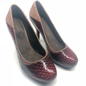 Auri	Leona Tequila Sunrise Pump Heel Size 10